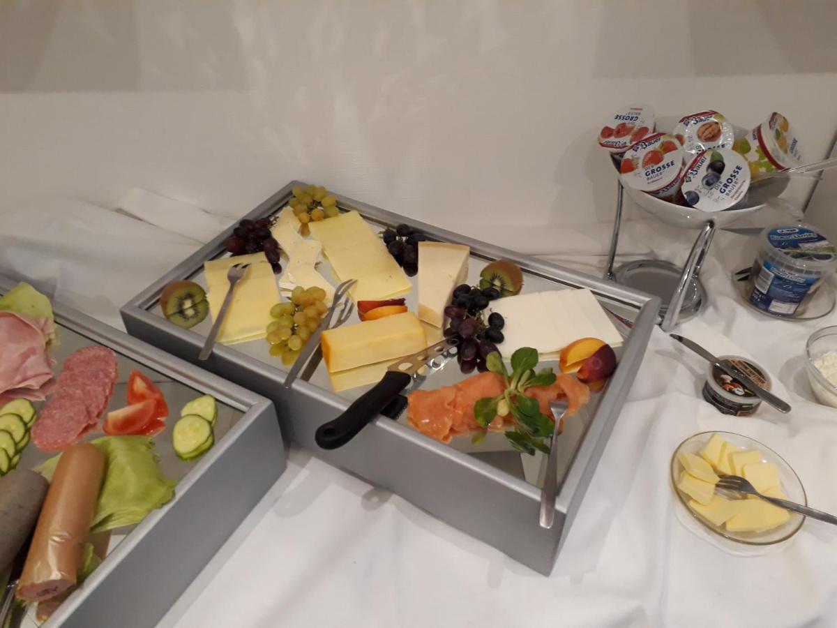 Bredenbecker Hof Hotel Wennigsen Eksteriør billede