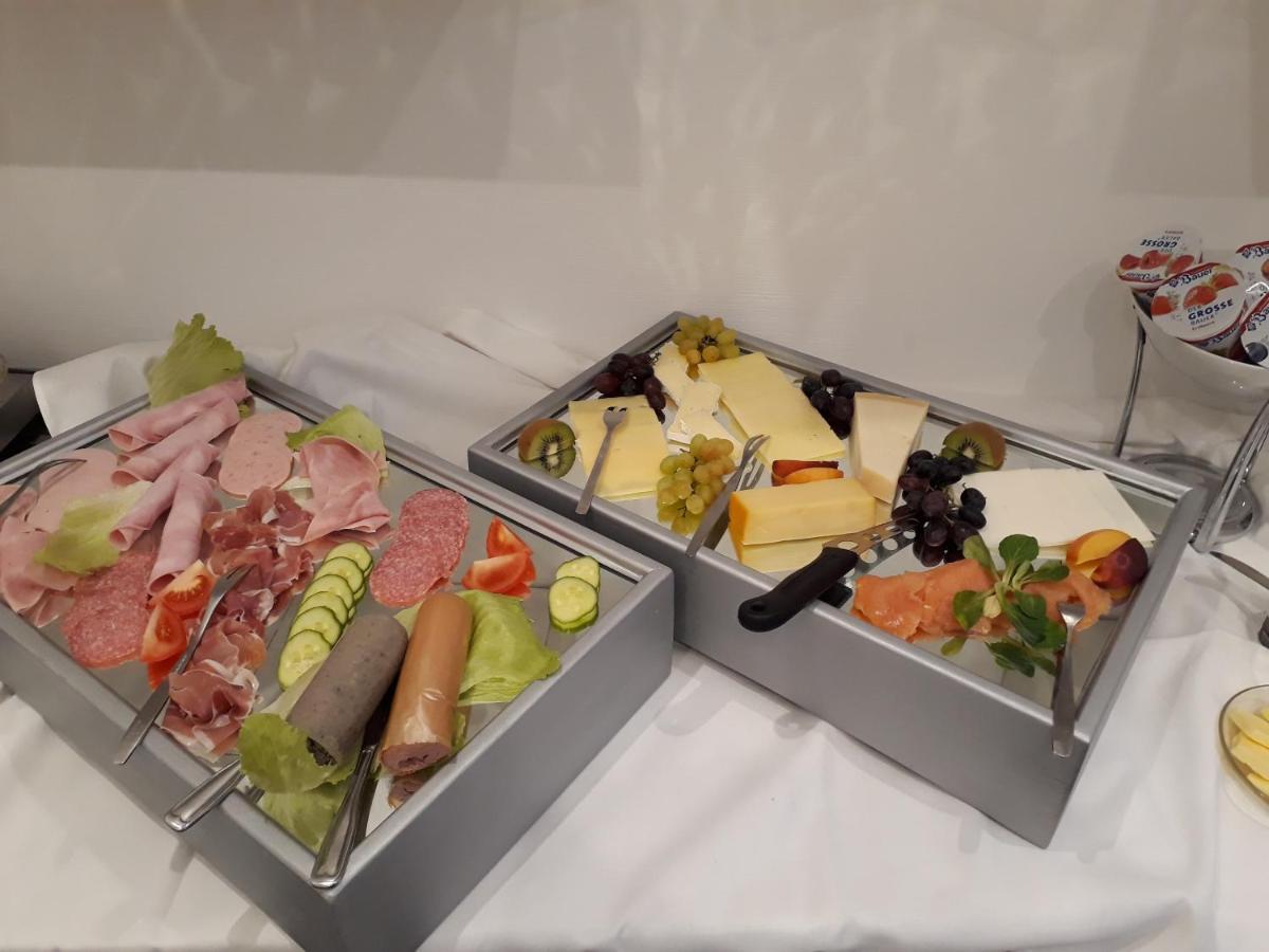 Bredenbecker Hof Hotel Wennigsen Eksteriør billede
